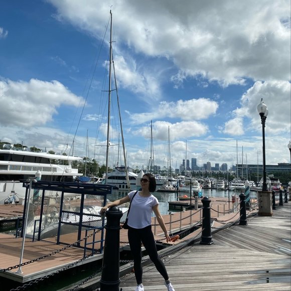 Meet your Posher, Michelle - Picture 1 of 1